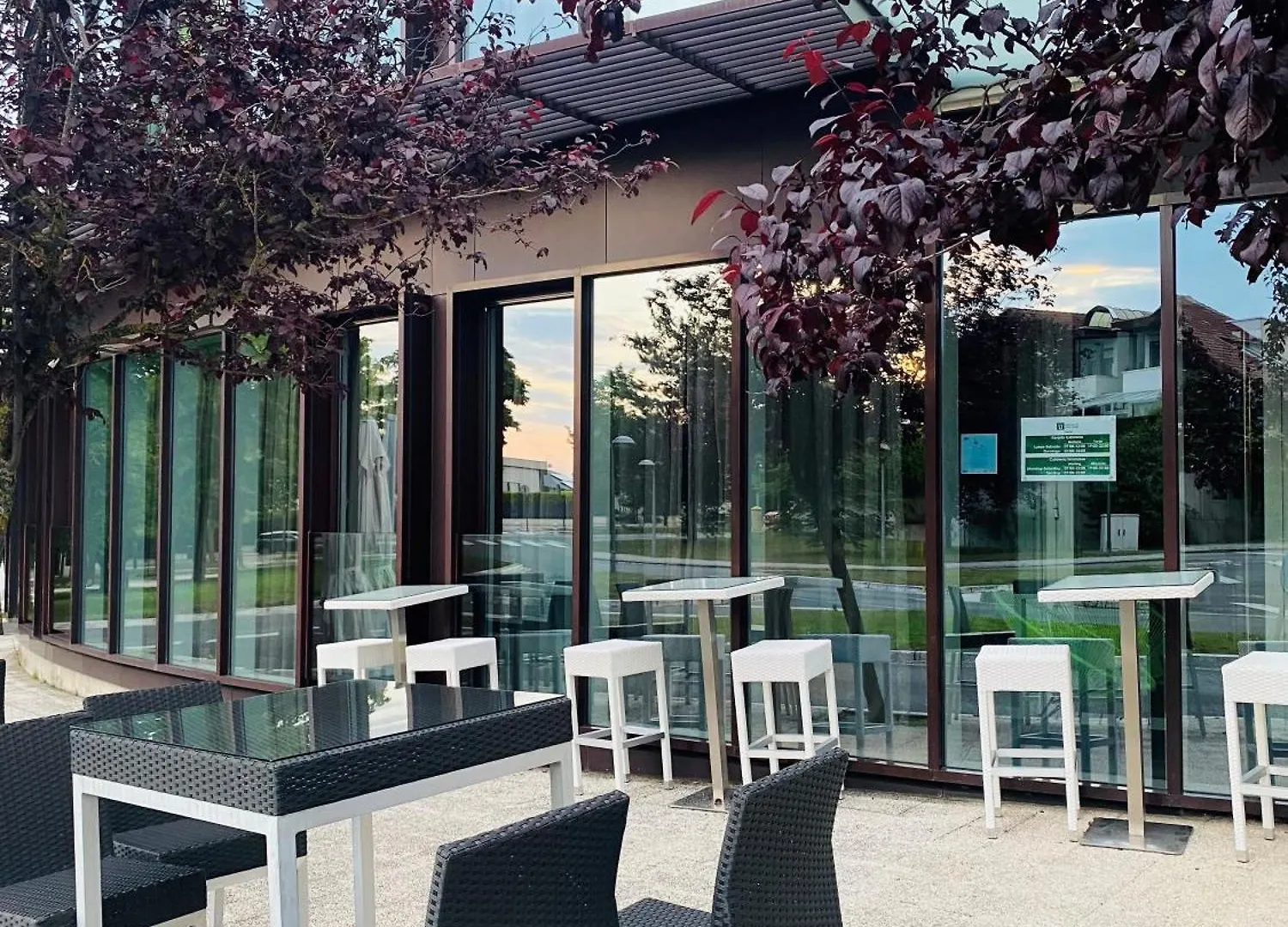 **** Lägenhetshotell Hotel Jardines De Uleta Suites Vitoria-Gasteiz Spanien
