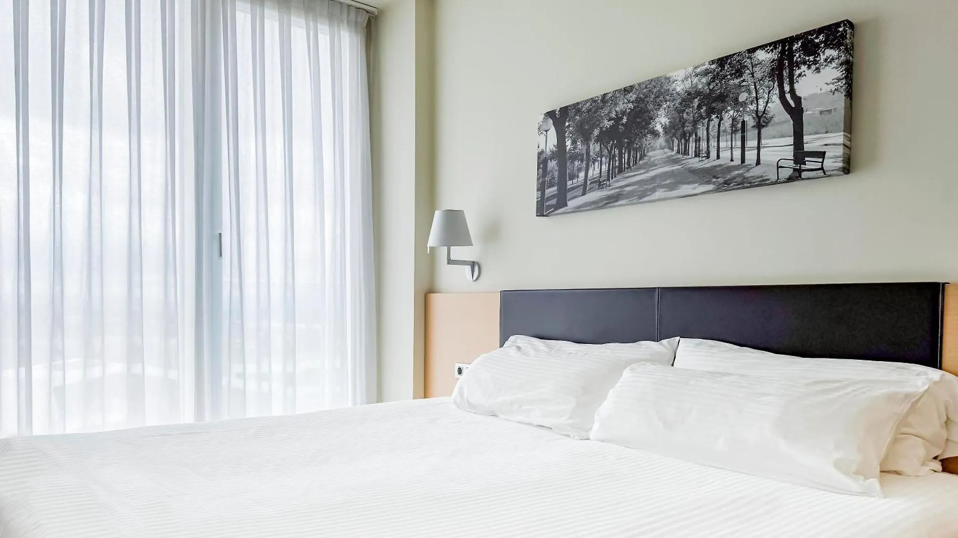 Hotel Jardines De Uleta Suites Vitoria-Gasteiz