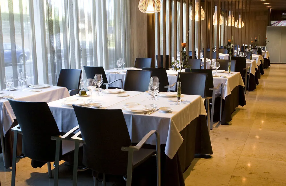 Hotel Jardines De Uleta Suites Vitoria-Gasteiz Lägenhetshotell
