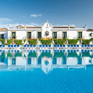 Globales Pueblo Andaluz San Pedro de Alcantara